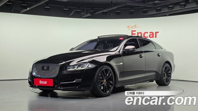 Jaguar XJ 3.0D Premium Luxury LWB X351 — пробег 178 218 км — фото 1 из 5