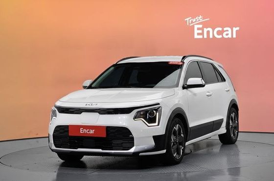 Kia Niro Air — пробег 166 978 км — фото 1 из 5