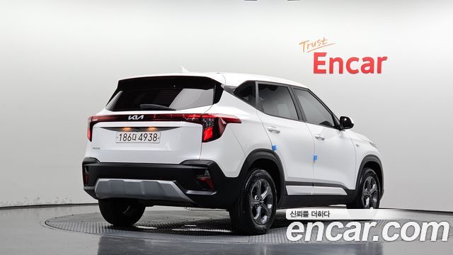 Kia Seltos из Кореи Encar