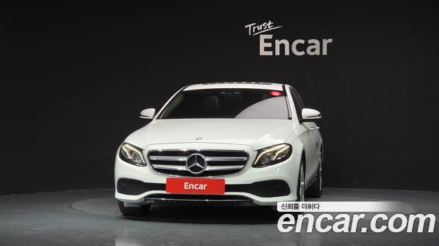 Mercedes-Benz E-Class из Кореи Encar