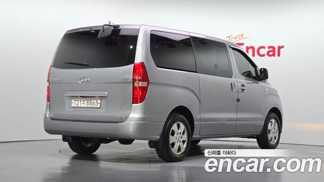 Hyundai Starex 4WD Wagon 12-Seater Smart — пробег 161 858 км — фото 2 из 5