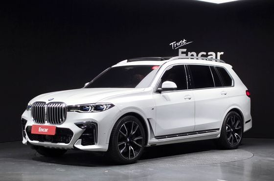 BMW X7 xDrive 40i M Sport 6STR — пробег 105 383 км — фото 1 из 5