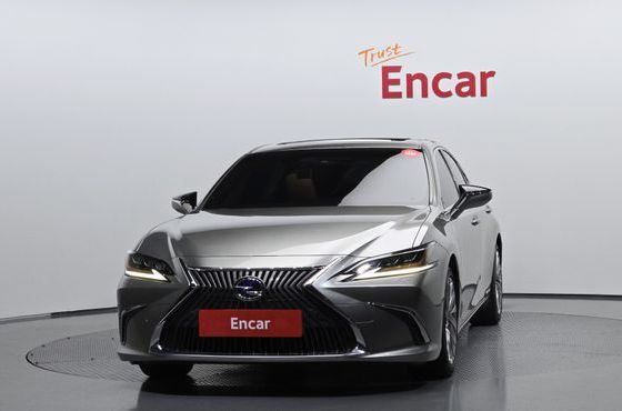 Lexus ES Executive — пробег 41 343 км — фото 3 из 5