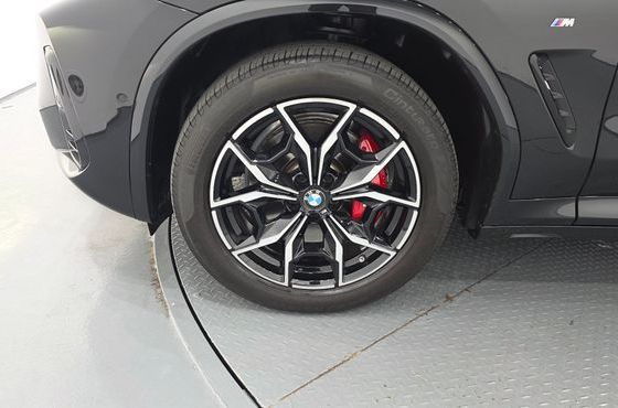 BMW X4 xDrive20i M Sports Pro — пробег 18 630 км — фото 5 из 5