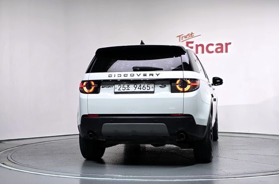 Land Rover Discovery Sport 2.0 TD4 SE (150PS) — пробег 115 674 км — фото 4 из 5