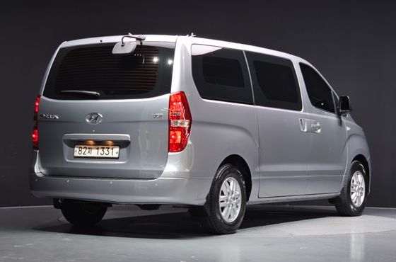 Hyundai Starex Van 3-Seater Smart — пробег 74 629 км — фото 2 из 5