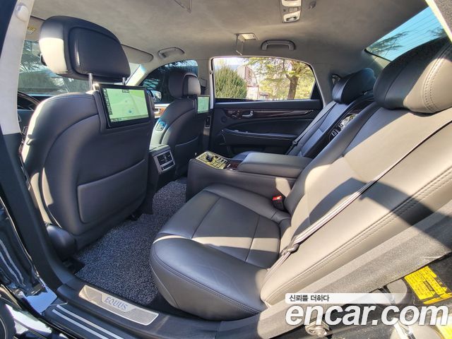 Hyundai Equus из Кореи Encar