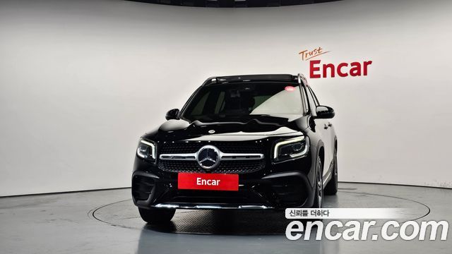 Mercedes-Benz GLB-Class GLB250 4MATIC — пробег 62 989 км — фото 3 из 5