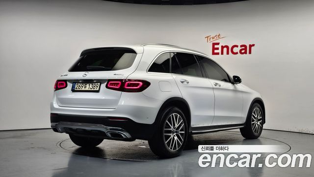 Mercedes-Benz GLC-Class GLC300 4MATIC — пробег 118 776 км — фото 2 из 5