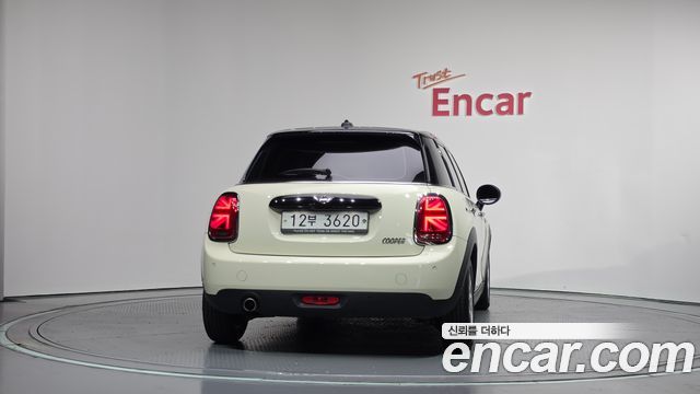 Mini Cooper из Кореи Encar