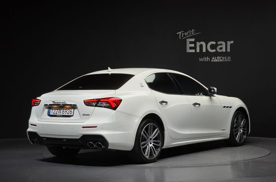 Maserati Ghibli 2.0 Gransport 3rd — пробег 95 856 км — фото 2 из 5