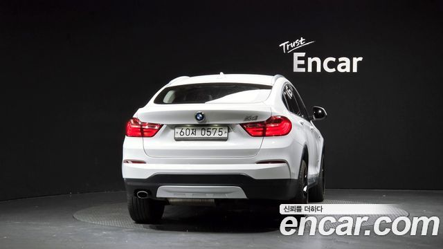 BMW X4 xDrive20d — пробег 72 304 км — фото 4 из 5