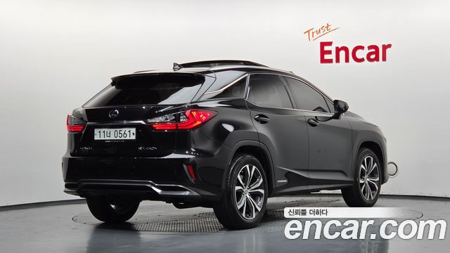 Lexus RX Executive — пробег 61 364 км — фото 2 из 5