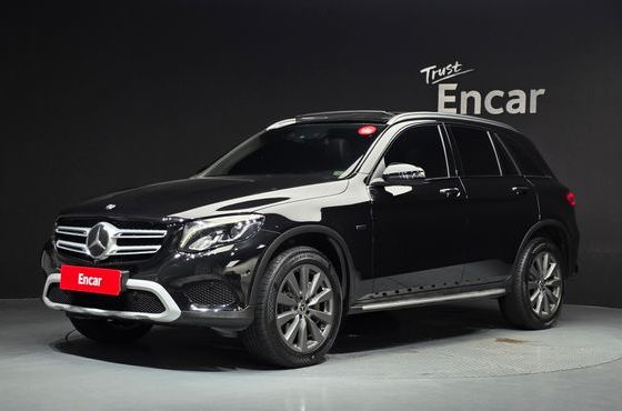 Mercedes-Benz GLC-Class GLC350e 4MATIC Premium — пробег 98 768 км — фото 1 из 5