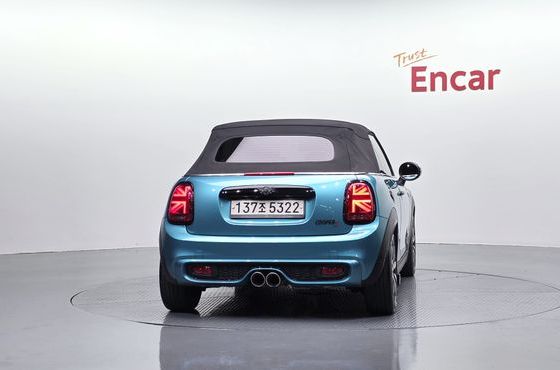 Mini Cooper Convertible Standard 3rd — пробег 86 664 км — фото 4 из 5