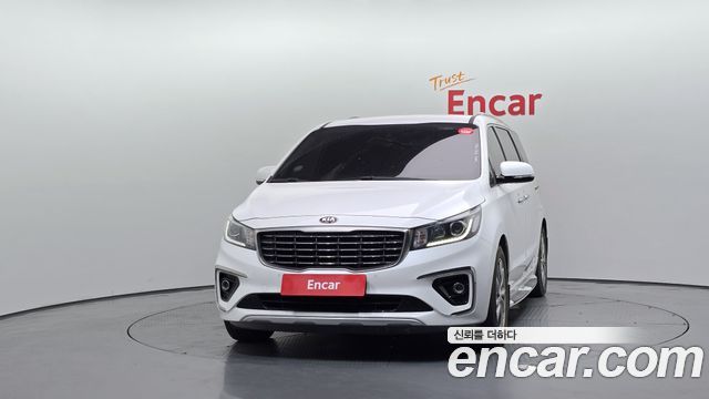 Kia Carnival 9-Seater Prstige — пробег 94 538 км — фото 3 из 5