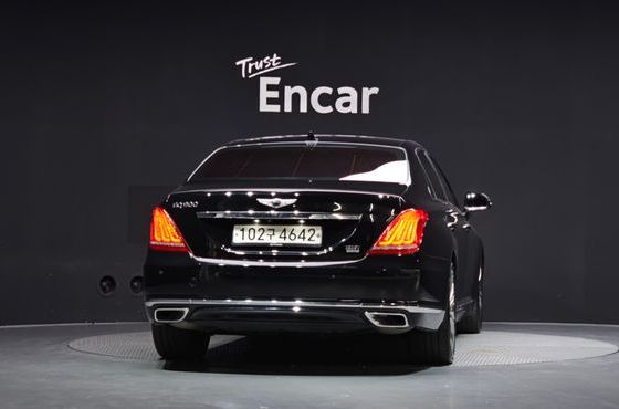 Genesis EQ900 3.3 T-GDI AWD Prestige — пробег 273 274 км — фото 4 из 5