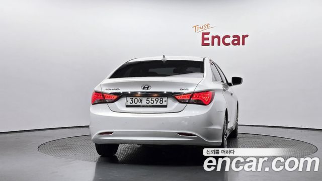 Hyundai Sonata CVVL Premium — пробег 126 996 км — фото 4 из 5
