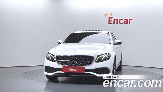 Mercedes-Benz E-Class из Кореи Encar