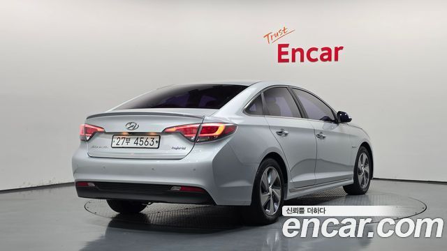 Hyundai Sonata 2.0 HEV Premium — пробег 157 347 км — фото 2 из 5
