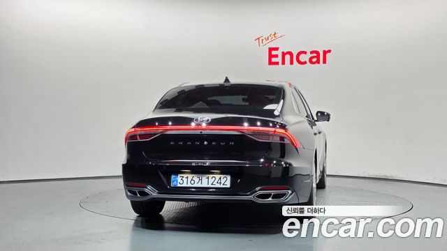 Hyundai Grandeur из Кореи Encar