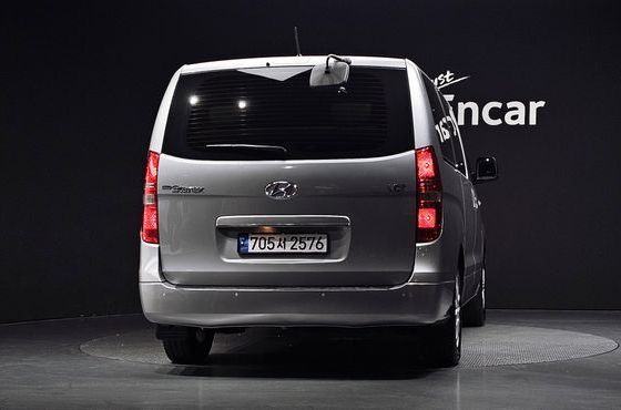 Hyundai Starex Wagon 12-Seater Smart — пробег 74 982 км — фото 4 из 5