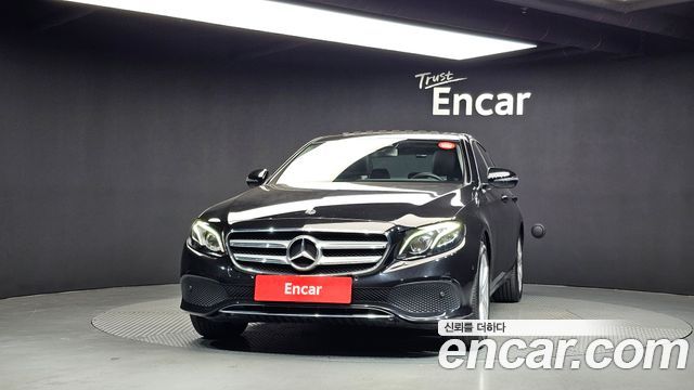 Mercedes-Benz E-Class из Кореи Encar