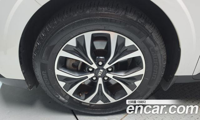 Kia Carnival Diesel 11-Seater Prestige — пробег 123 243 км — фото 5 из 5