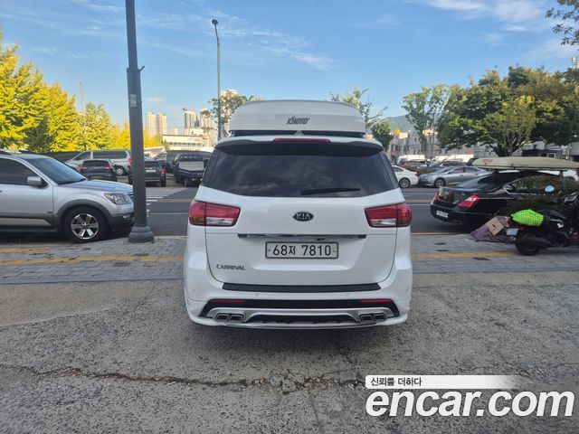 Kia Carnival 9-seater Prestige — пробег 151 650 км — фото 4 из 5