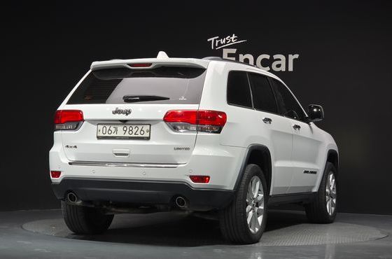 Jeep Cherokee 3.6 Limited WK2 — пробег 309 747 км — фото 2 из 5