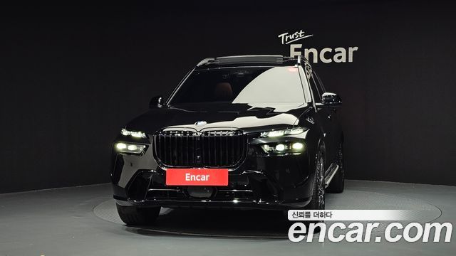 BMW X7 xDrive 40d M Sport 6STR — пробег 9 901 км — фото 3 из 5