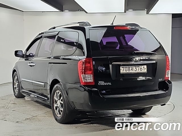 Kia Carnival Grand Carnival GLX Premium — пробег 180 544 км — фото 3 из 5