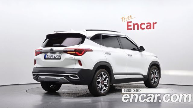 Kia Seltos из Кореи Encar