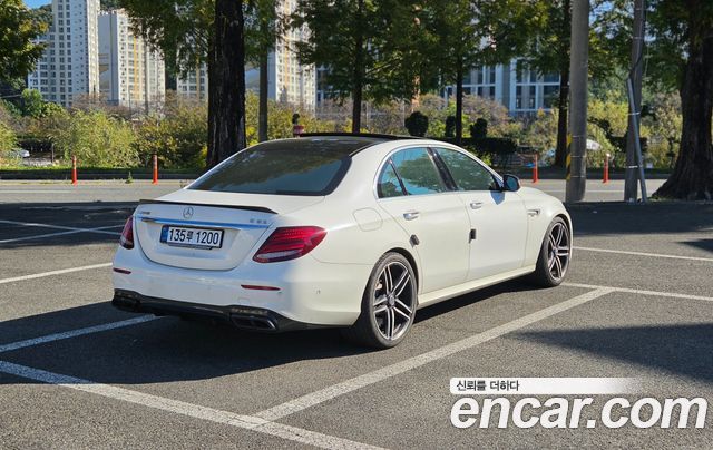 Mercedes-Benz E-Class из Кореи Encar