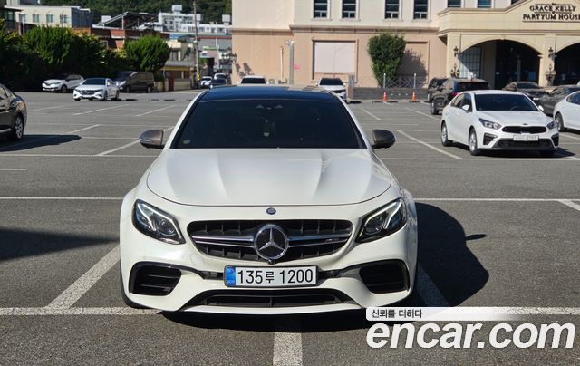 Mercedes-Benz E-Class из Кореи Encar