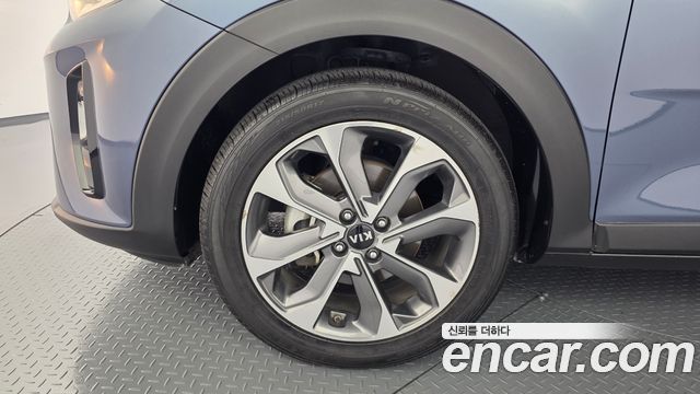 Kia Stonic из Кореи Encar