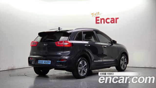 Kia Niro Noblesse — пробег 148 141 км — фото 2 из 5