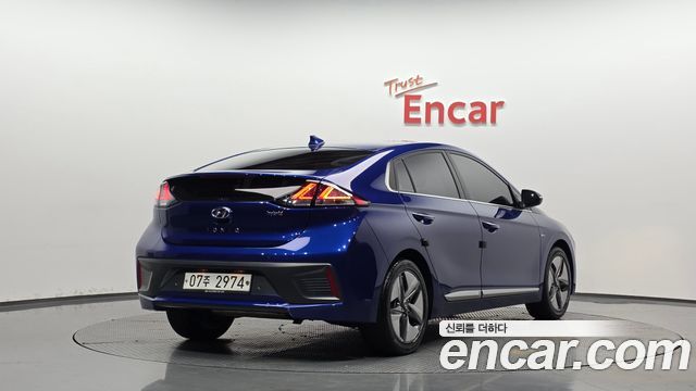 Hyundai Ioniq из Кореи Encar
