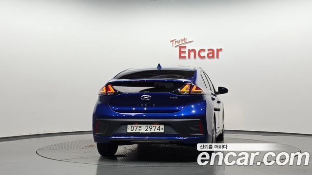 Hyundai Ioniq из Кореи Encar