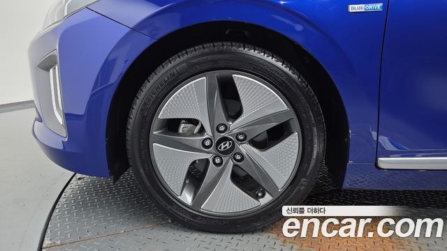 Hyundai Ioniq из Кореи Encar