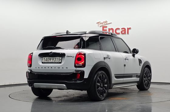 Mini Countryman ALL4 HIGH 2nd — пробег 58 651 км — фото 2 из 5
