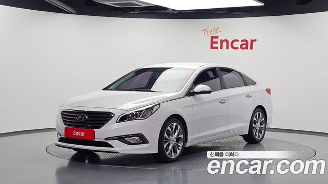 Hyundai Sonata 2.0 Smart — пробег 122 731 км — фото 1 из 5