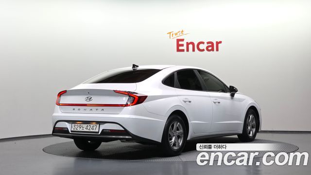 Hyundai Sonata 2.0 Premium — пробег 29 651 км — фото 2 из 5