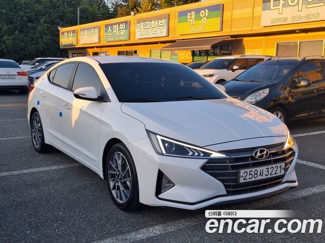Hyundai AVANTE 1.6 Smart Choice — пробег 81 000 км — фото 4 из 5