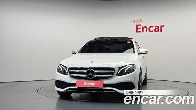 Mercedes-Benz E-Class из Кореи Encar
