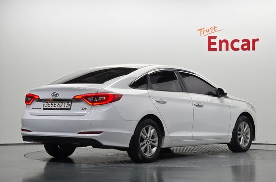 Hyundai Sonata LPI TAXI Premium — пробег 208 995 км — фото 2 из 5