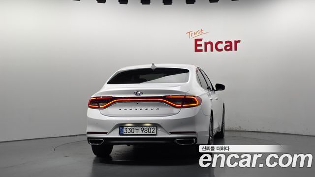Hyundai Grandeur из Кореи Encar