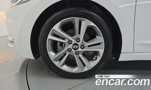 Hyundai AVANTE 1.6 GDI Value Plus — пробег 72 790 км — фото 5 из 5