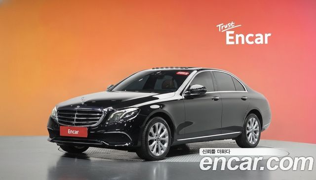 Mercedes-Benz E-Class E300 4MATIC Exclusive — пробег 137 414 км — фото 1 из 5
