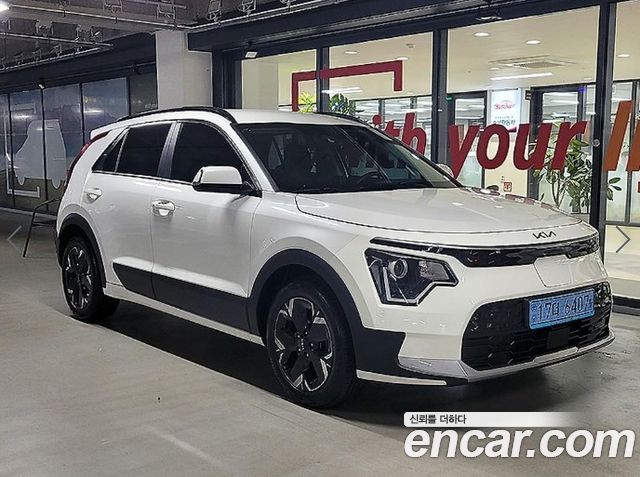 Kia Niro Air — пробег 193 872 км — фото 1 из 5